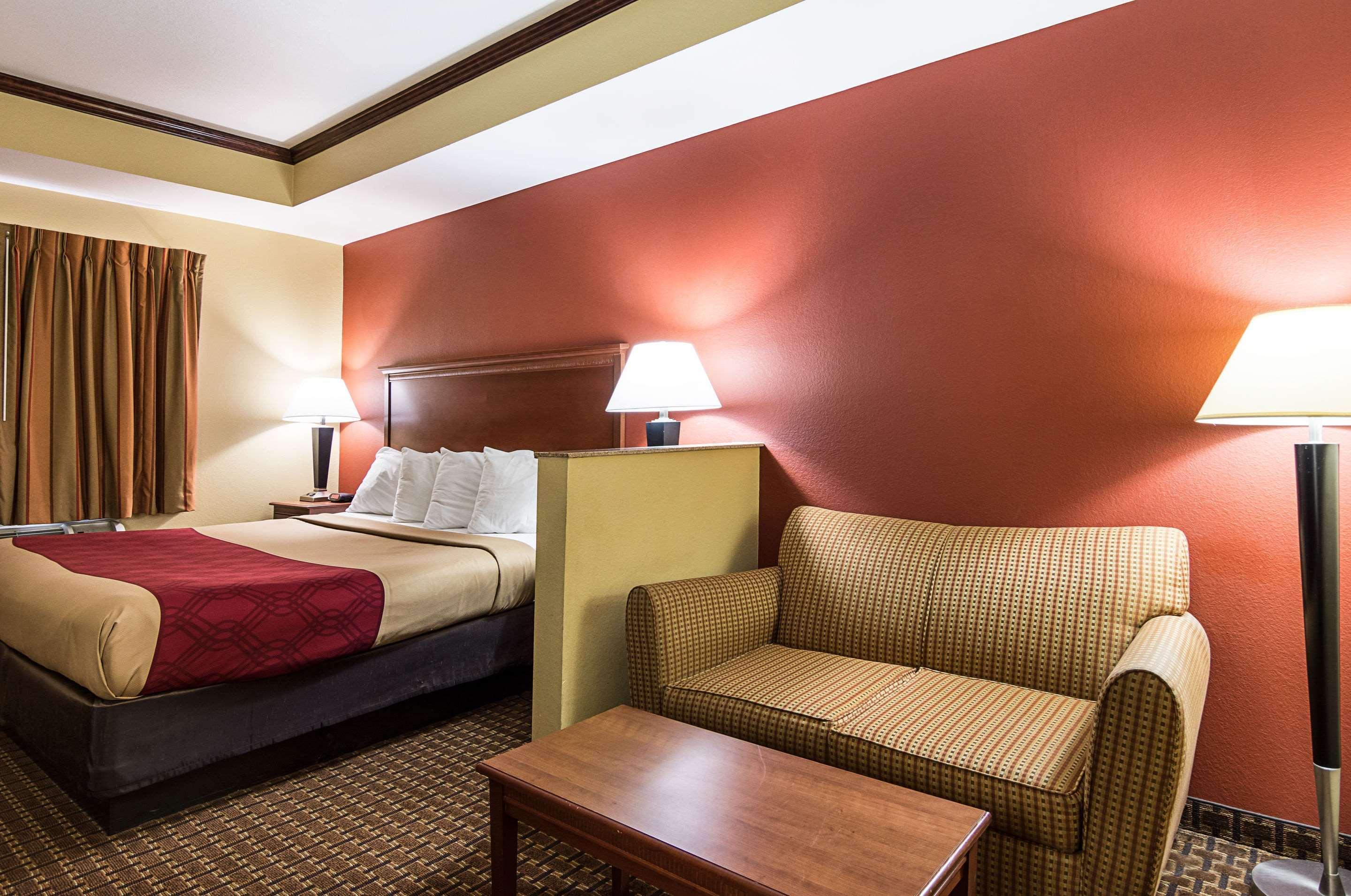 Econo Lodge Inn & Suites Little Rock Sw Eksteriør billede